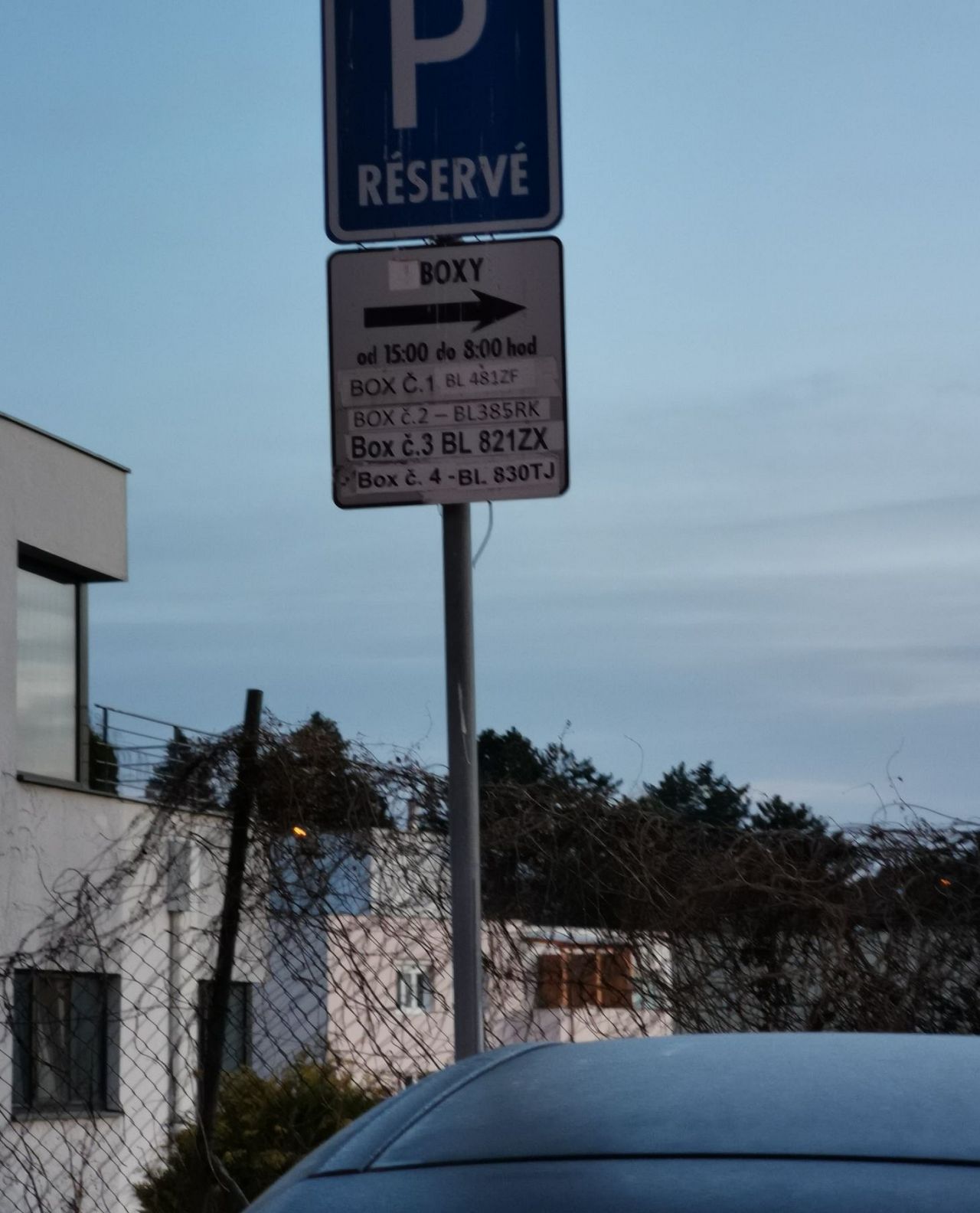 Overenie vyhr. parkovania na ul. Nad lúčkami 34, Karlova Ves, Bratislava |  Odkazprestarostu.sk