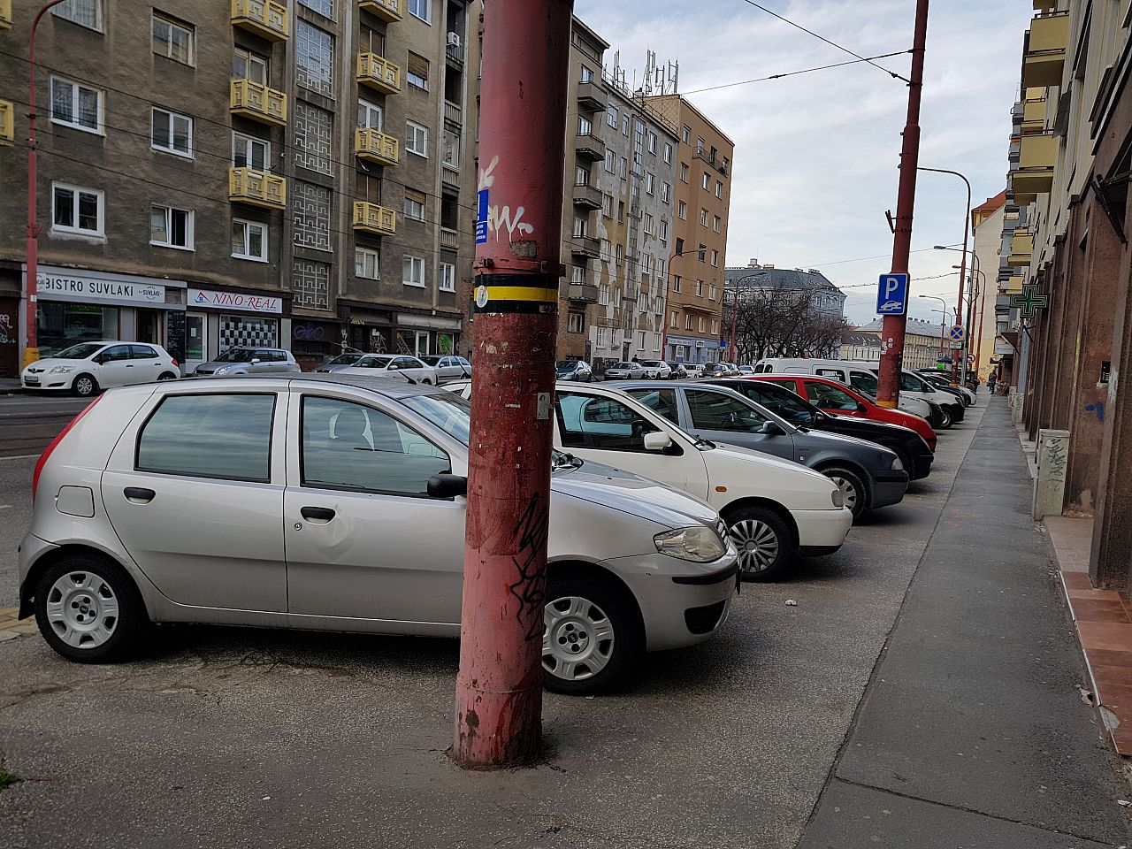 Parkovanie Krížna, Staré Mesto, Bratislava | Odkazprestarostu.sk