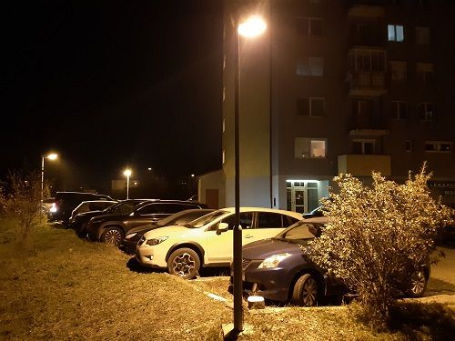 Nefungujúce pouličné osvetlenie, Rača, Bratislava | Odkazprestarostu.sk